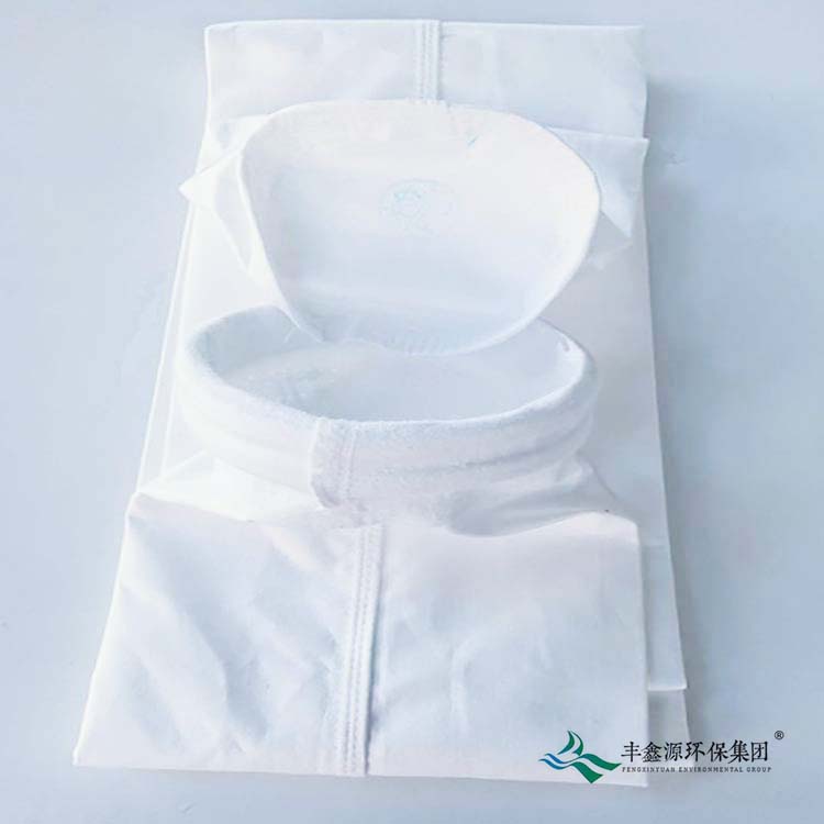 1760489781654857.jpg PTFE布袋 丰鑫源PTFE覆膜针刺毡滤料.jpg